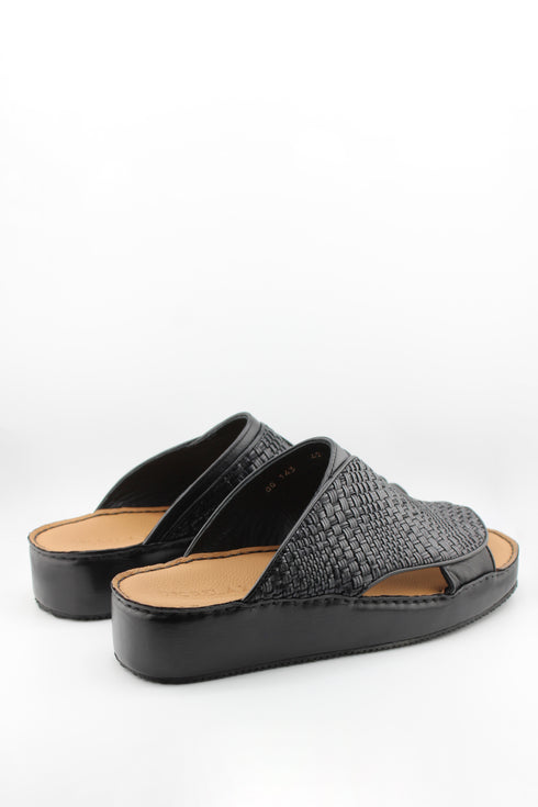 DFC Relax Men Woven Leather Slip-On Sandals